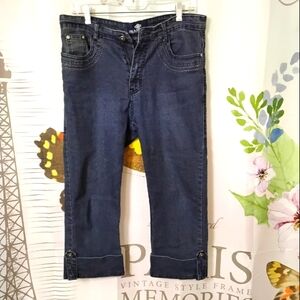 Vintage Jeanbay ~ Size 12 ~ Embroidered Capri Cuffed Jeans
